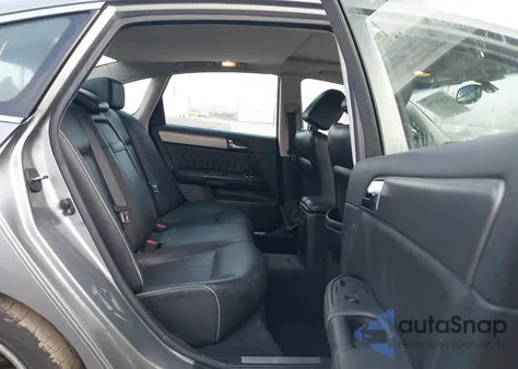 2006 Infiniti M35 Sport z USA, uszkodzony, nr VIN JNKAY01E06M104849